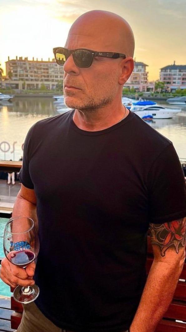 Bruce Willis正在休養。(圖/翻攝自Bruce Willis IG)
