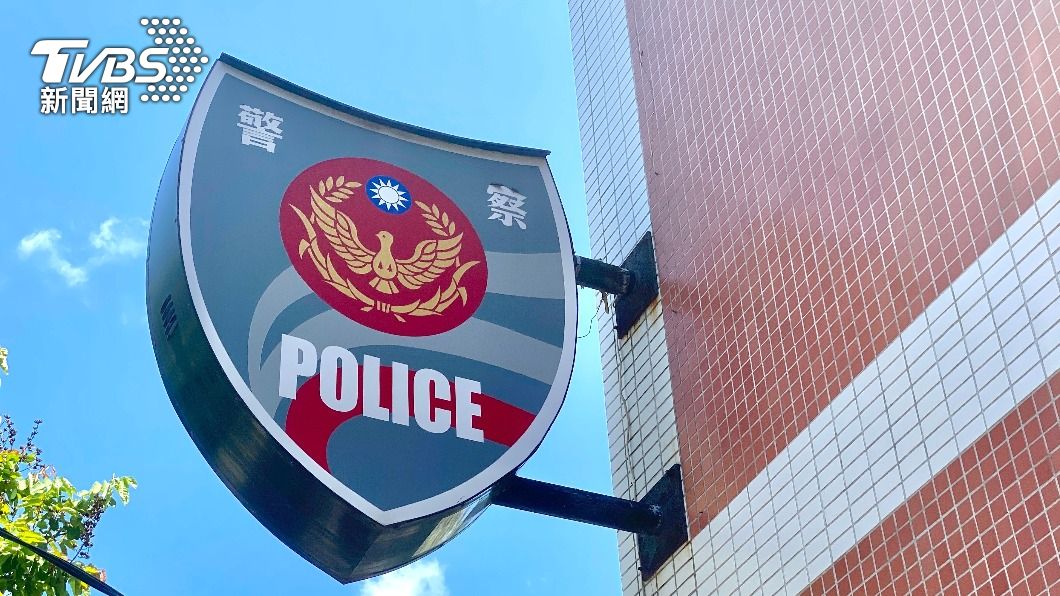 少年挨打後不滿報警提告。(示意圖,非當事人/shutterstock達志影像)