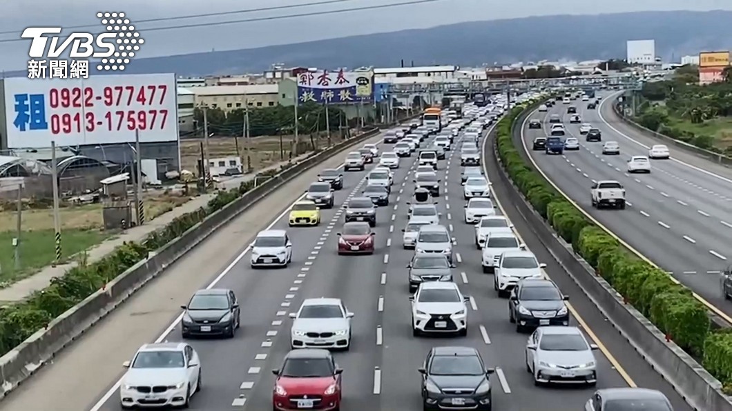 中秋連假車潮今早開始!國五恐塞到凌晨 3地雷、替代道路曝光