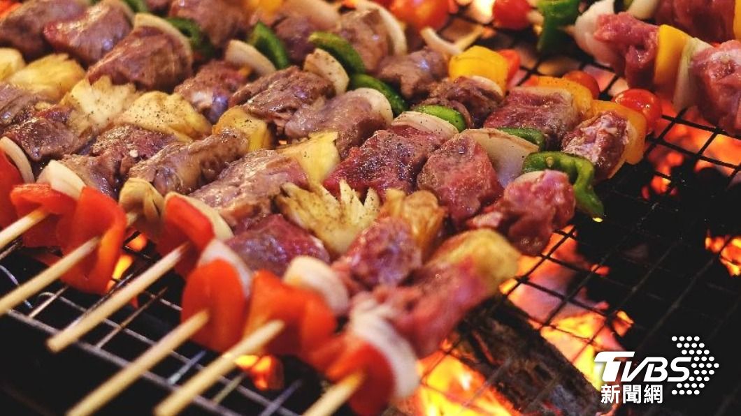 吃完烤肉超級罪惡！「4細節」減脂期也能享受　包肉別再用吐司