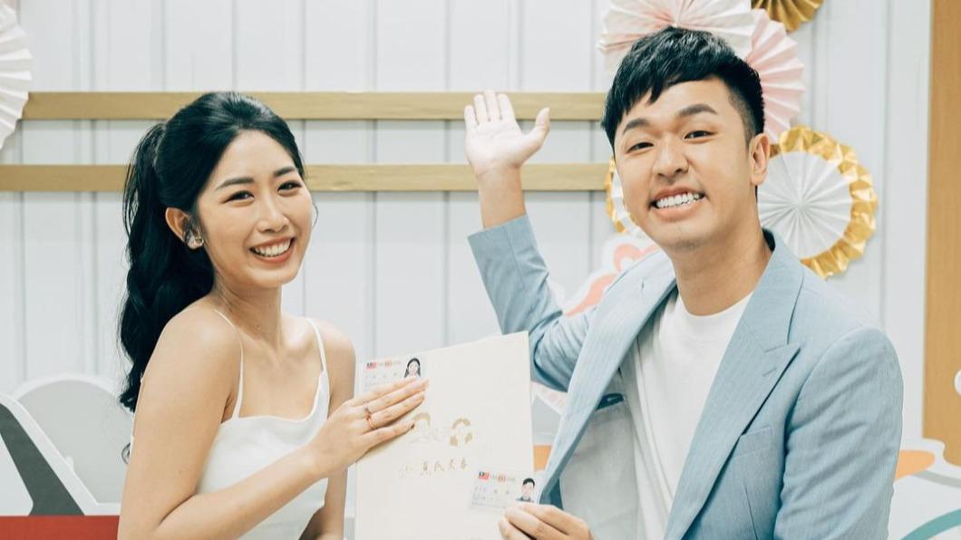 恭喜!本土男星無預警「登記結婚」 甜吻小9歲嬌妻
