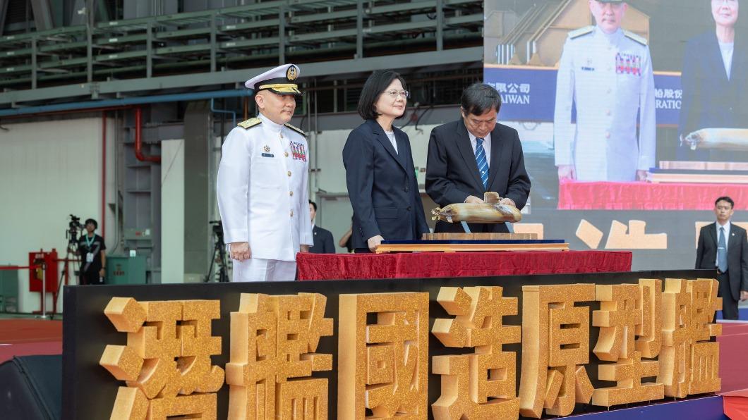 「影射算什麼軍人」 周玉蔻轟黃曙光沒把「某立委」繩之以法