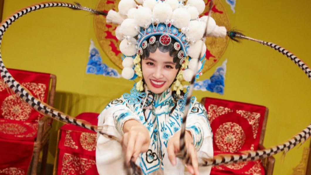 蔡依林初體驗!搖身川劇花旦「絕美扮相曝」 照鏡子驚喊這一句