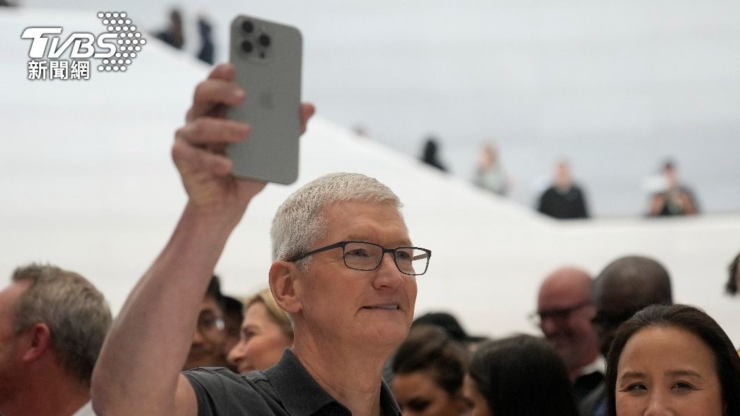 「鈦」燙握不住!iPhone 15 Pro測出44度 分析師點過熱關鍵