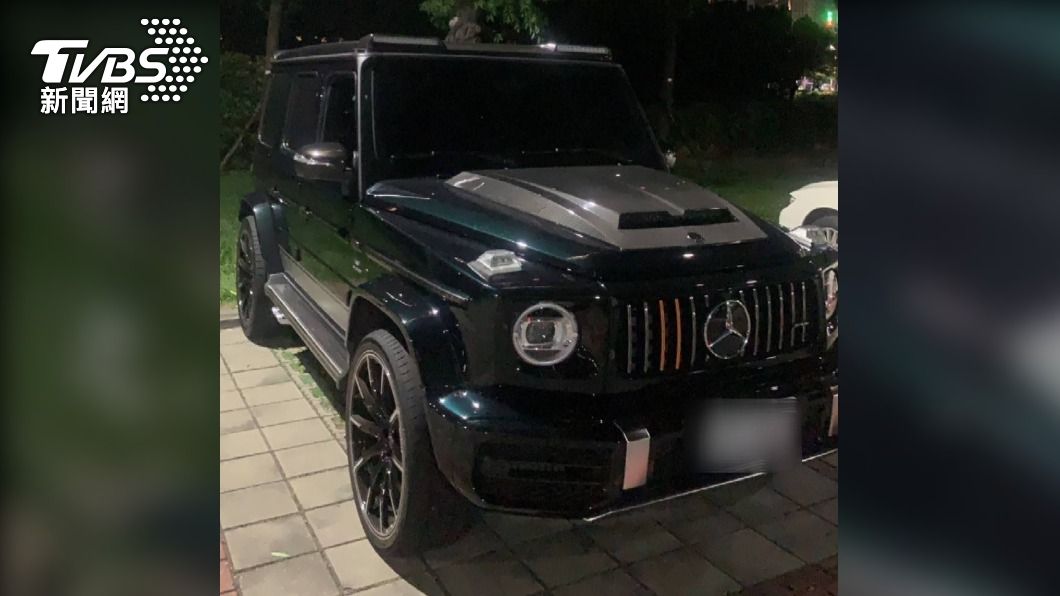 警方查出陳男駕照已遭吊銷卻仍駕駛該車。(圖/警方提供)