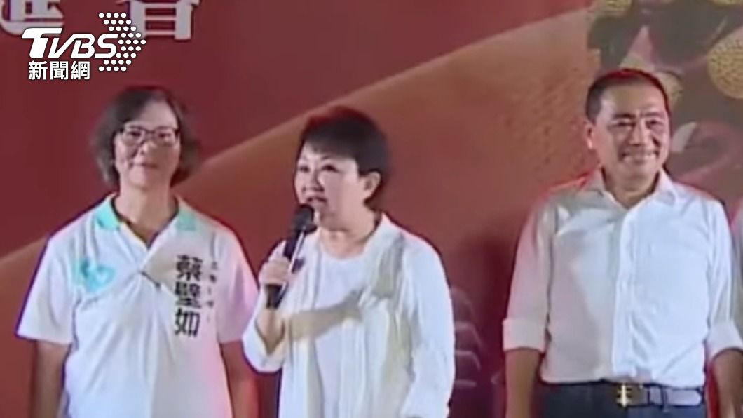 盧秀燕、侯友宜、蔡壁如同台。（圖／TVBS）