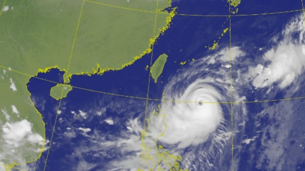 小犬今夜發海警！一圖秒懂雨區變化　雨彈爆砸這區「紅到發紫」