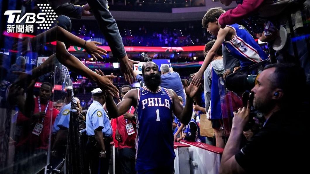 NBA/哈登玩真的?缺席76人媒體日「逼宮交易」 總管仍盼和平分手