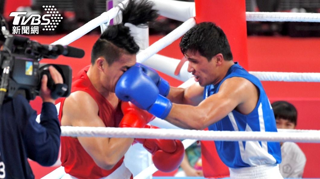 甘家葳在四強戰強勢勝出,獲得巴黎奧運門票。(圖/胡瑞麒攝)
