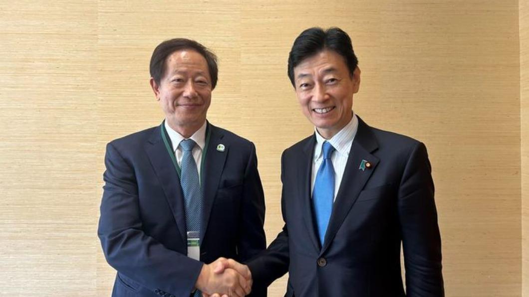 日本經產大臣曬與台積電董事長合照 曝熊本廠進展
