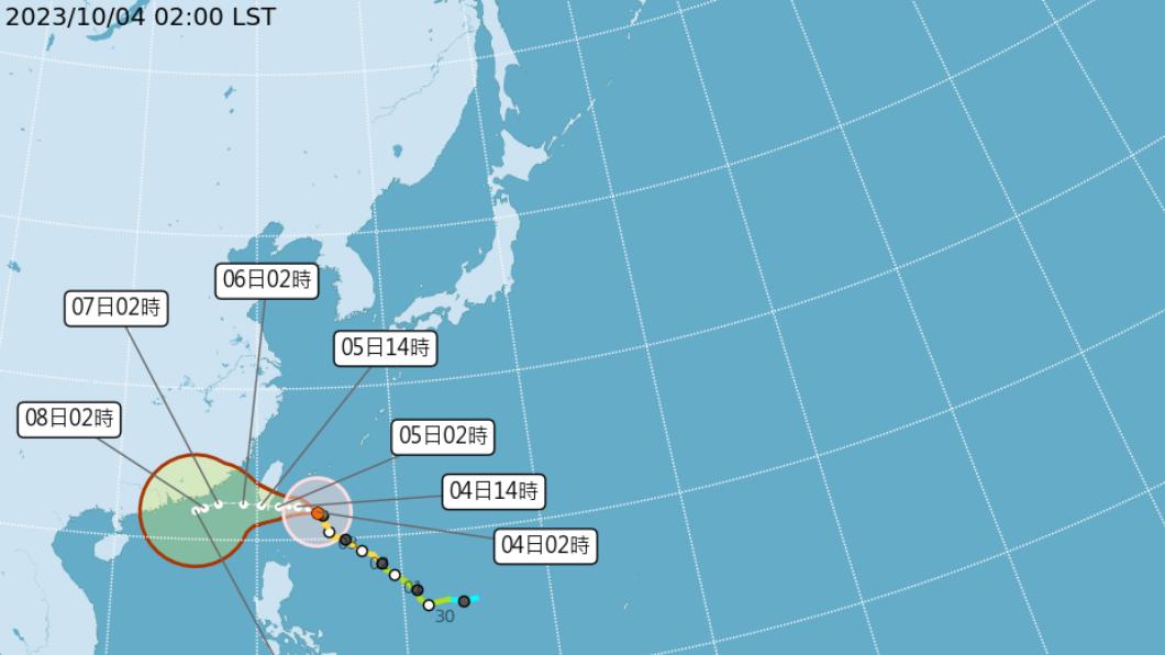 中颱小犬逼近恆春半島 強風豪雨越晚越明顯