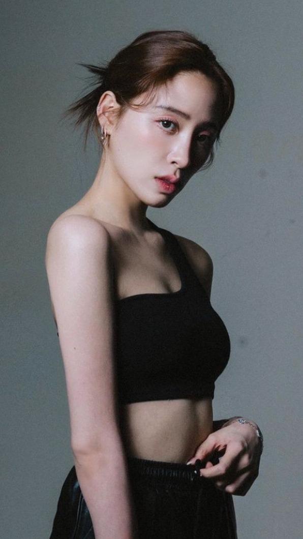 歐陽妮妮瘦身成功。(圖/翻攝自歐陽妮妮IG)