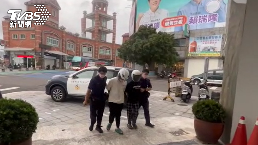 2男被逮捕歸案。（圖／TVBS）