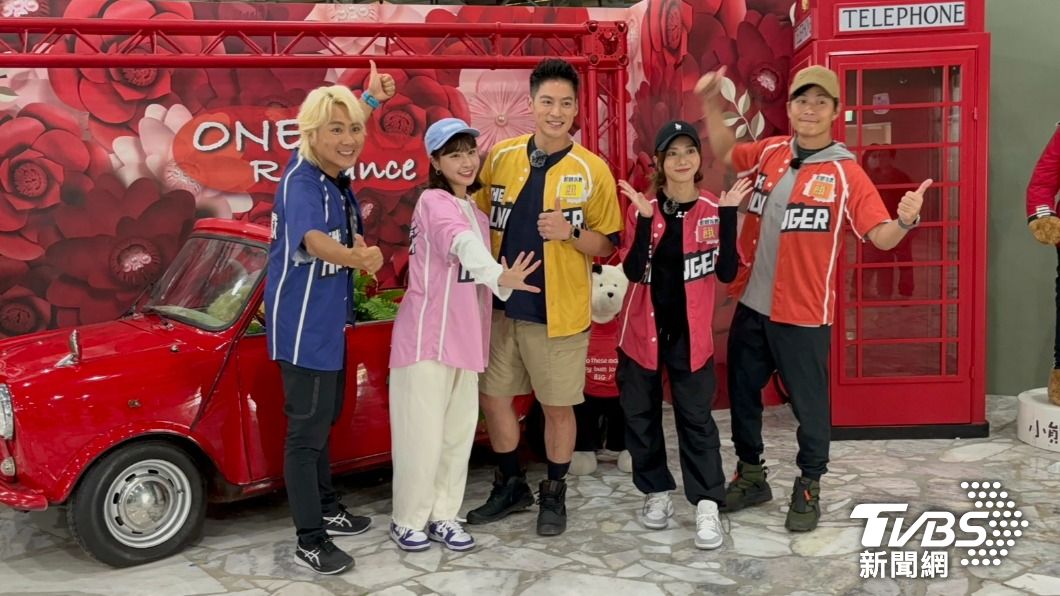 王仁甫、峮峮、許孟哲、豆花妹和孫協志錄製《飢餓遊戲》。（圖／林彥君攝）