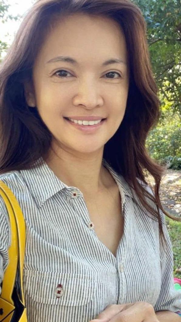 網友讚素顏也好看。（圖／翻攝自王淑麗　IG）