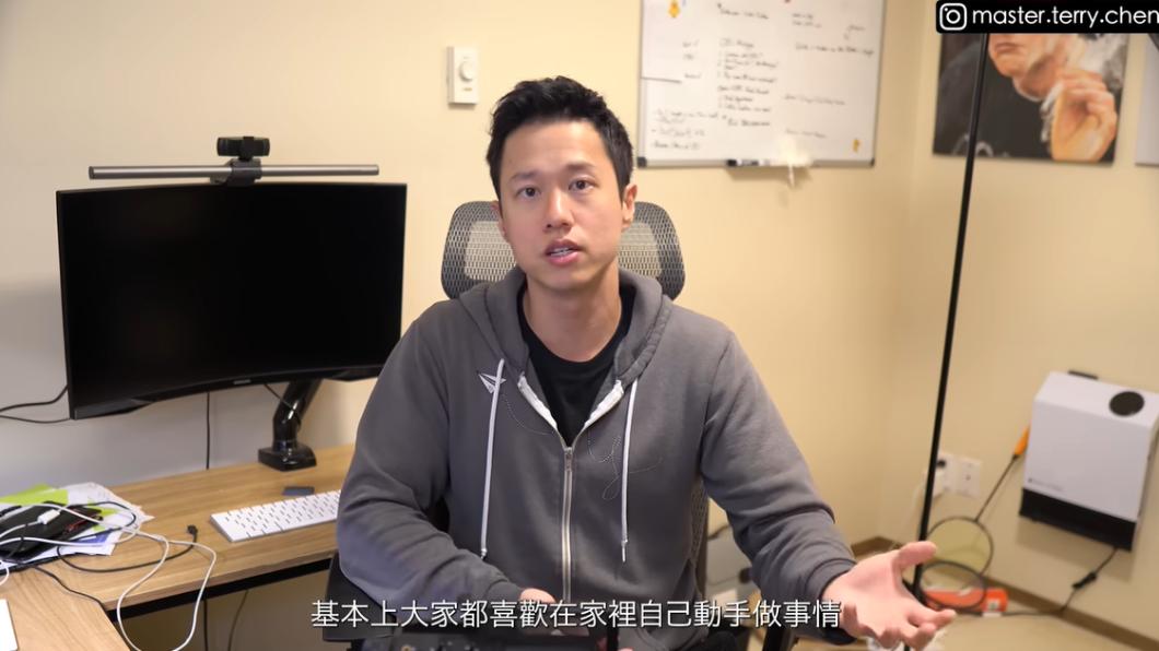 Terry指出,美國人通常都動手做,是想避免被廠商坑錢。(圖/翻攝自HackBear 泰瑞YT頻道)