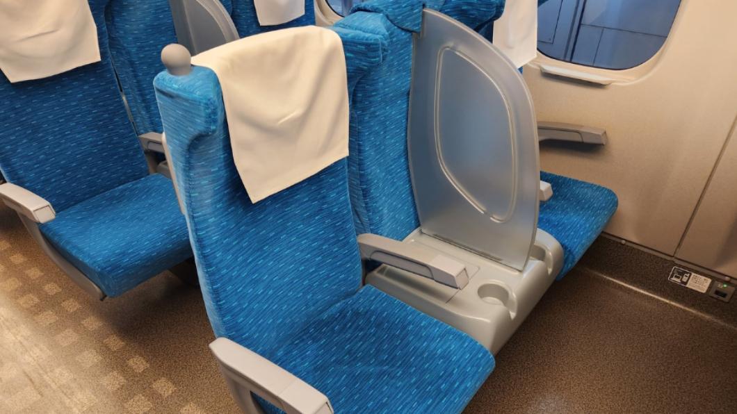P seat需額外加價1,200日圓（約260新台幣）。（圖／翻攝自 推特@2nd_train_plus）