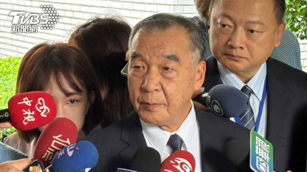 被郭璽嗆「大蕃薯不適任國防部長」 邱國正淡定回應