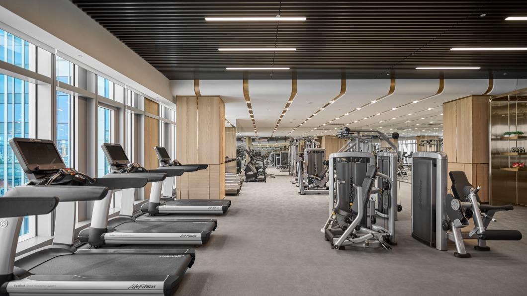 健身房採用知名品牌Life Fitness全系列健身器材 。(圖/業者提供)
