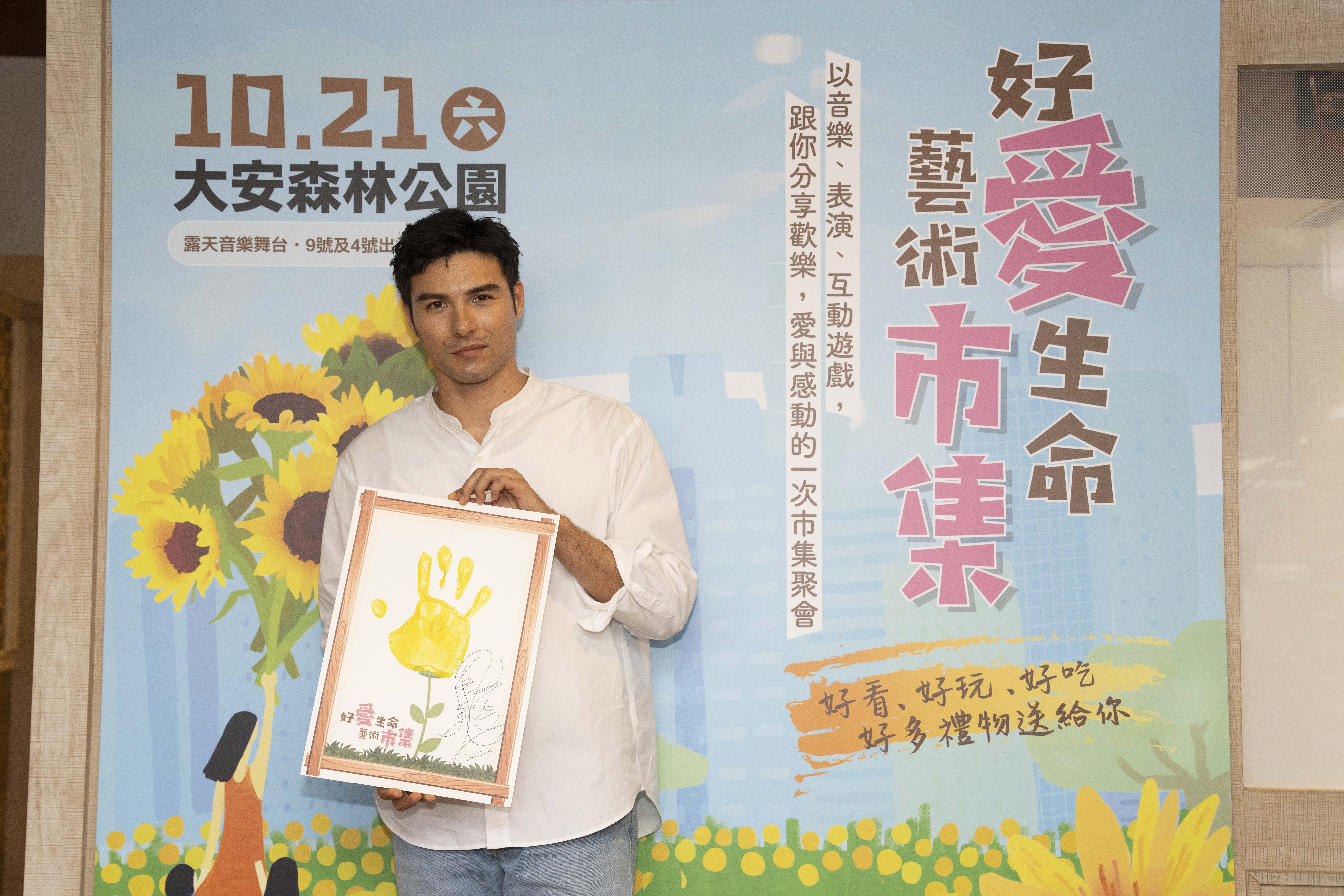 鳳小岳突爆喜事!疫情期間「愛的結晶」誕生 為愛兒做這件事