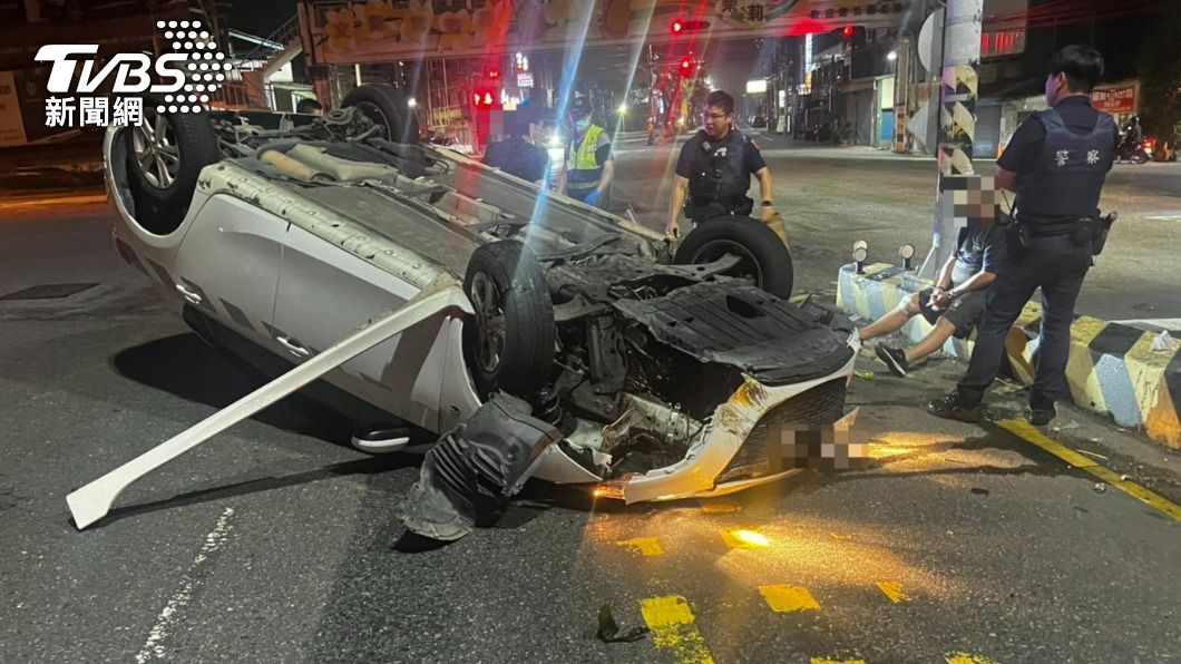 1晚4毒蟲栽了!毒友搭車來派出所關心 針筒露餡慘被逮