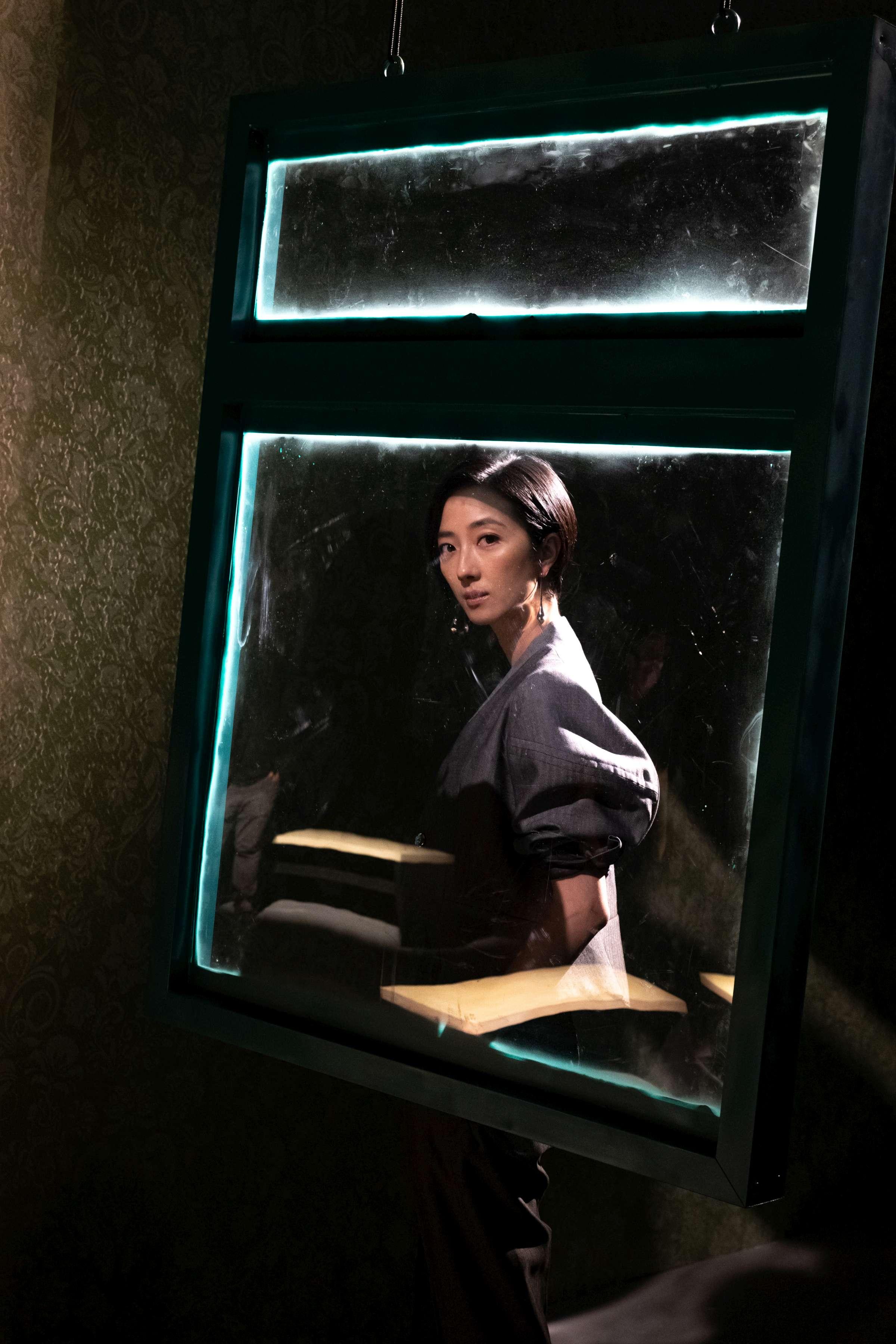 桂綸鎂在《黑》中擔任「說書人」獻聲演出。(圖/高雄電影節提供)