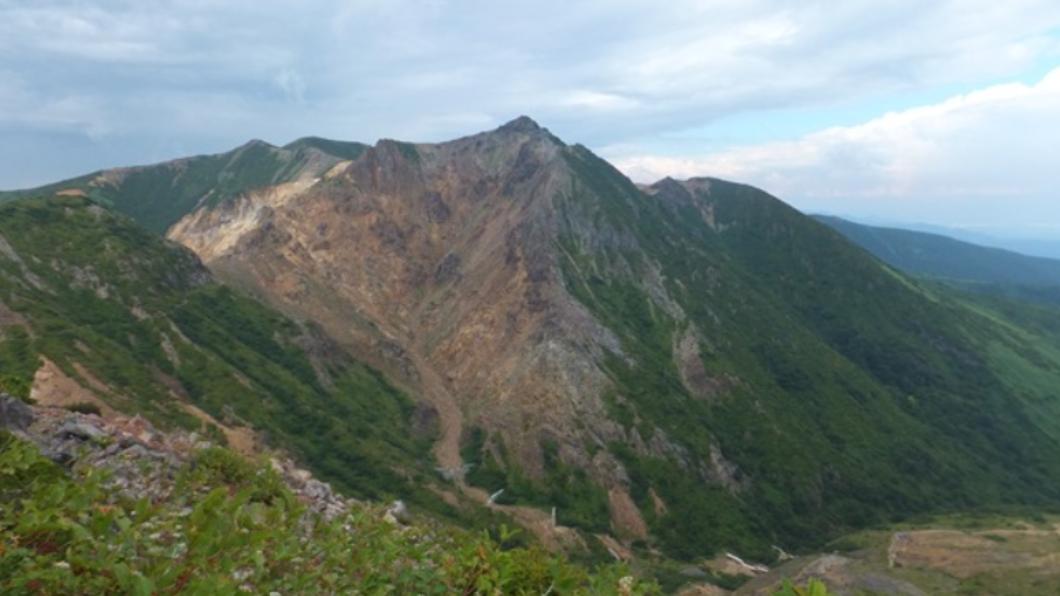 日本朝日岳多名登山客失溫 救難隊尋獲4具冰冷遺體