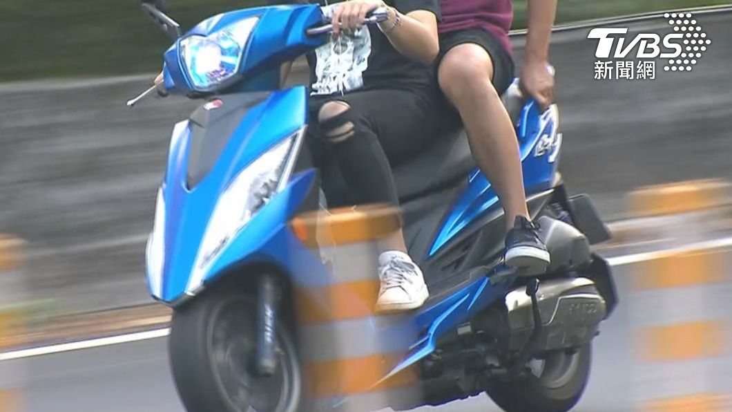 一般機車車燈會在車殼內。(示意圖,與事件無關/TVBS資料畫面)