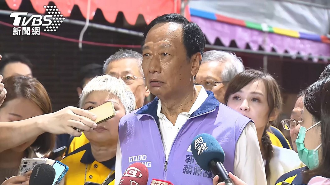 郭台銘連署「賄選疑雲」遍地開 高雄帶回19人訊問、聲押1人