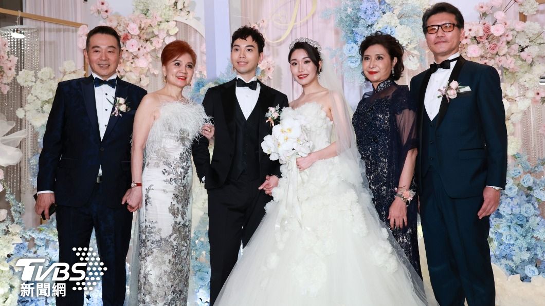 張晨光27歲帥兒娶老婆！婚禮上急著抱孫　特別交代「不能避孕」