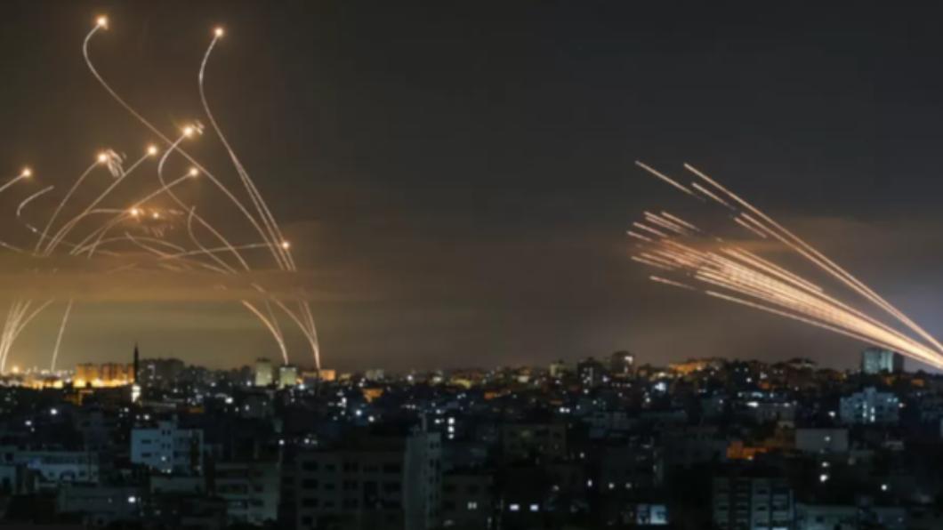 「鐵穹」（Iron Dome）反導系統。（圖／翻攝自《BBC》）