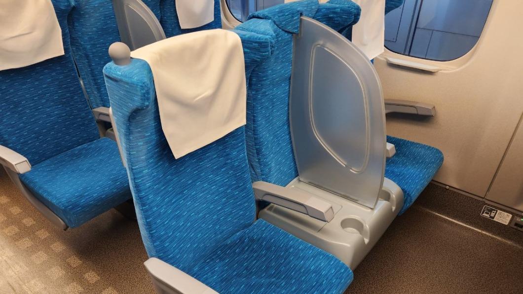 不用再手肘打架!新幹線狠拆座位 車廂秒升級「社恐天堂」