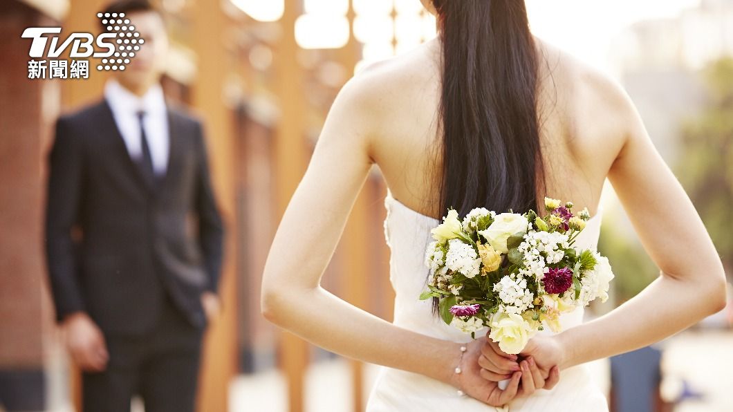女性往往希望能夠嫁給忠心的另一半。(示意圖,非當事人/shutterstock達志影像)