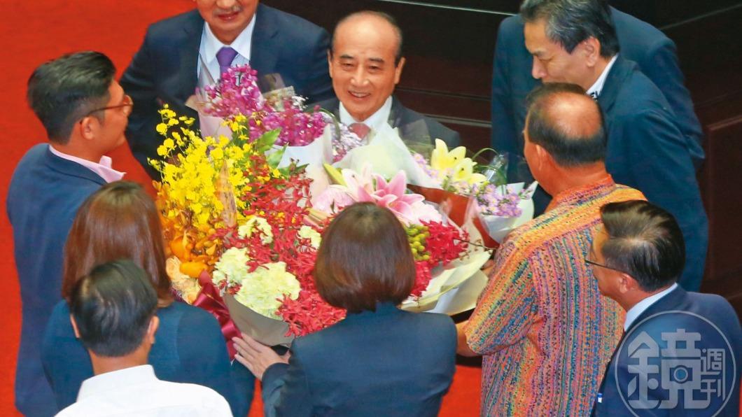 藍白合有望？侯營「2套劇本」曝光　爆王金平出手了