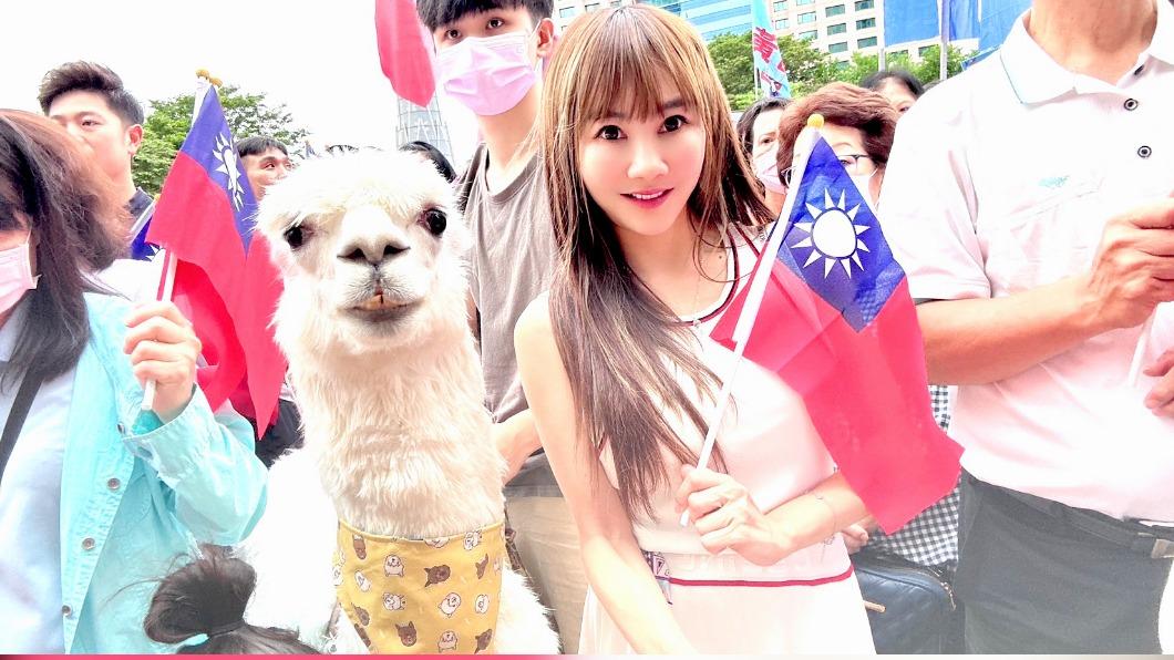 王宥忻出席國慶升旗典禮。(圖/固力狗提供)