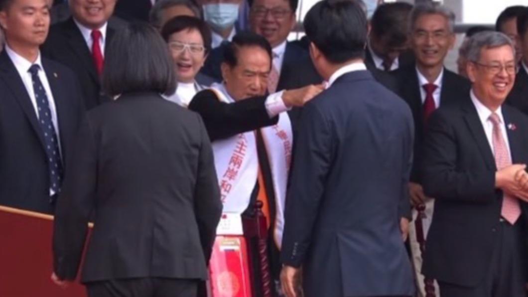 宋楚瑜現身國慶。(圖/翻攝自國慶大典大點直播)