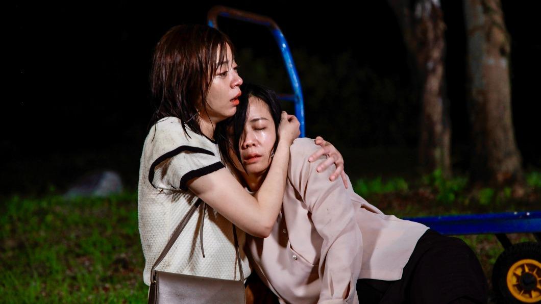 王瞳、陳仙梅首次合作演母女檔,默契極佳。(圖/民視提供)
