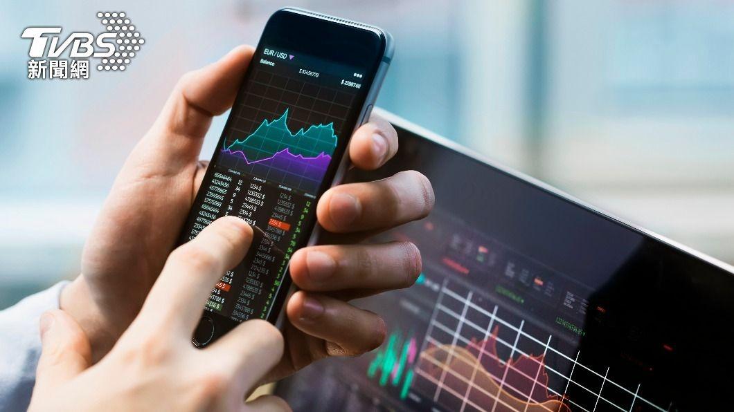 投資人可投資ETF，強化投組收息穩健度。（示意圖／shutterstock達志影像） 