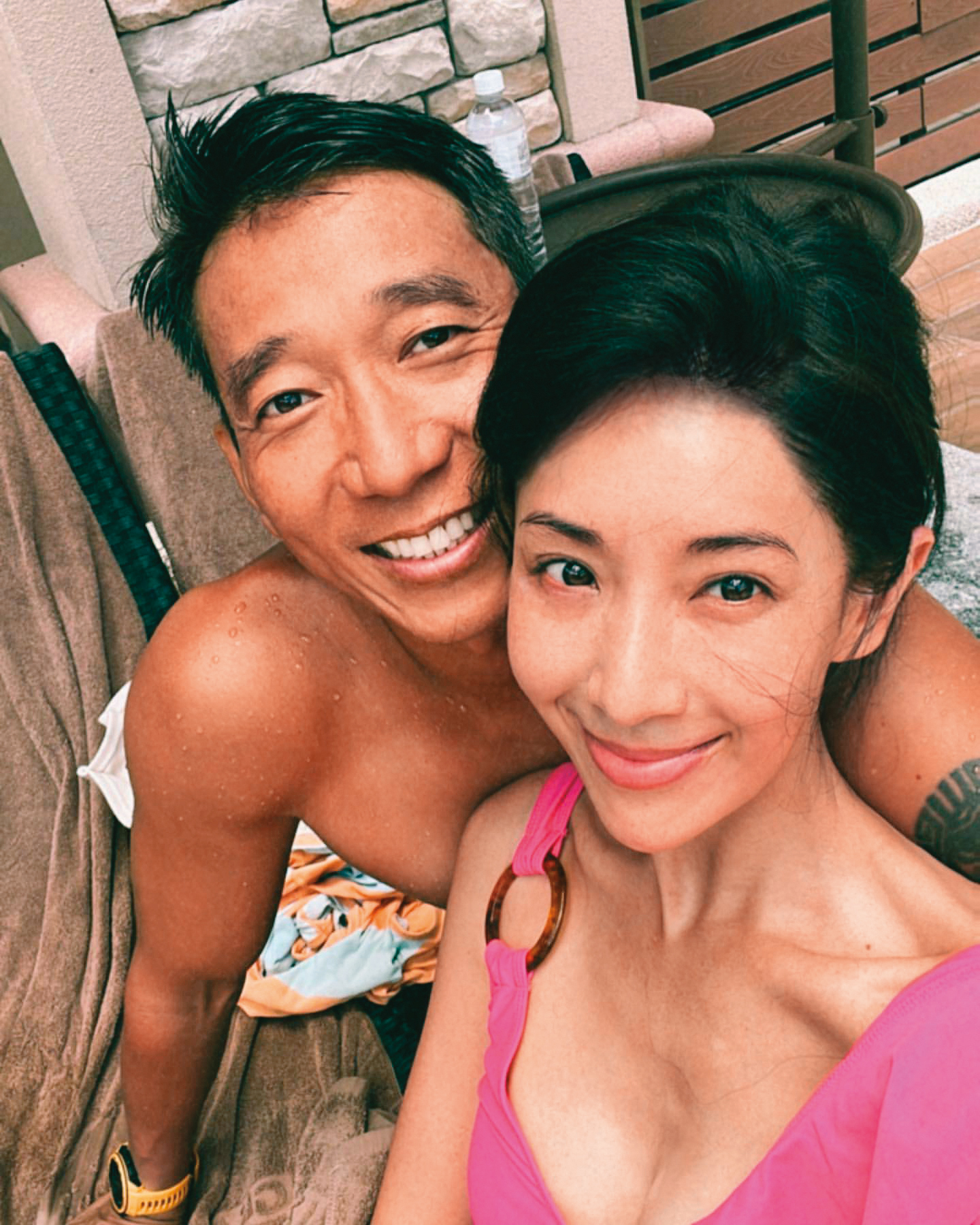 隋棠與老公Tony經常曬恩愛,據傳她也會顧及Tony生母的感受,試圖在「兩個婆婆」之間取得平衡點。(圖/翻攝自arhsieh IG)