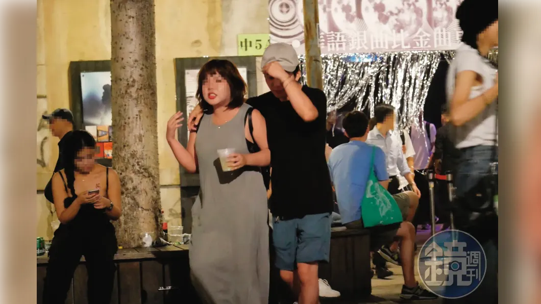 自稱單身攏系假？巫建和甜勾棉花糖妹子回家　黏緊緊過程全被拍