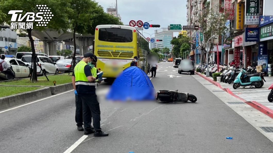 警方現場拉起封鎖線。（圖／TVBS）