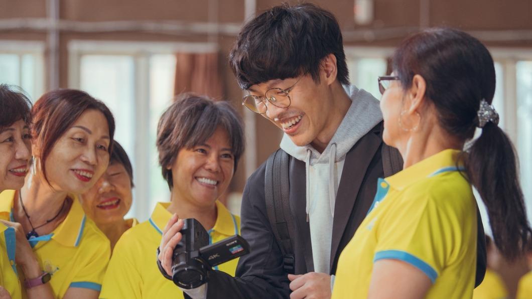 盧廣仲、錦雯在片中的母子情令人動容。(圖/華映娛樂提供)