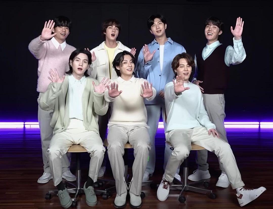 BTS日前與經紀公司二度續約，退伍後也將維持完整體活動。（圖／翻攝自BIGHIT IG）