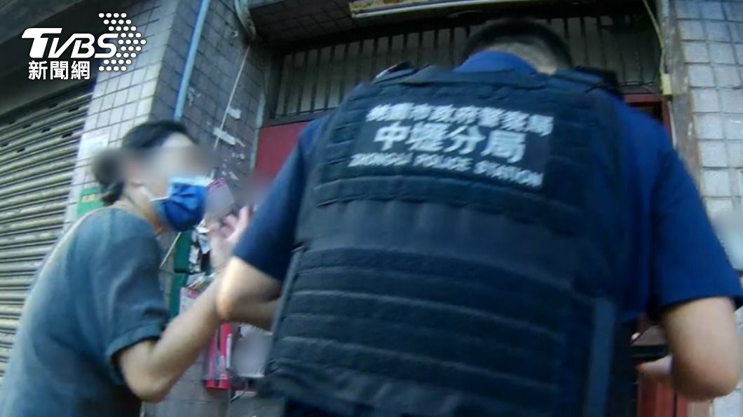 6旬獨居老翁失聯 警急破門驚見「中風躺地3天」沒進食