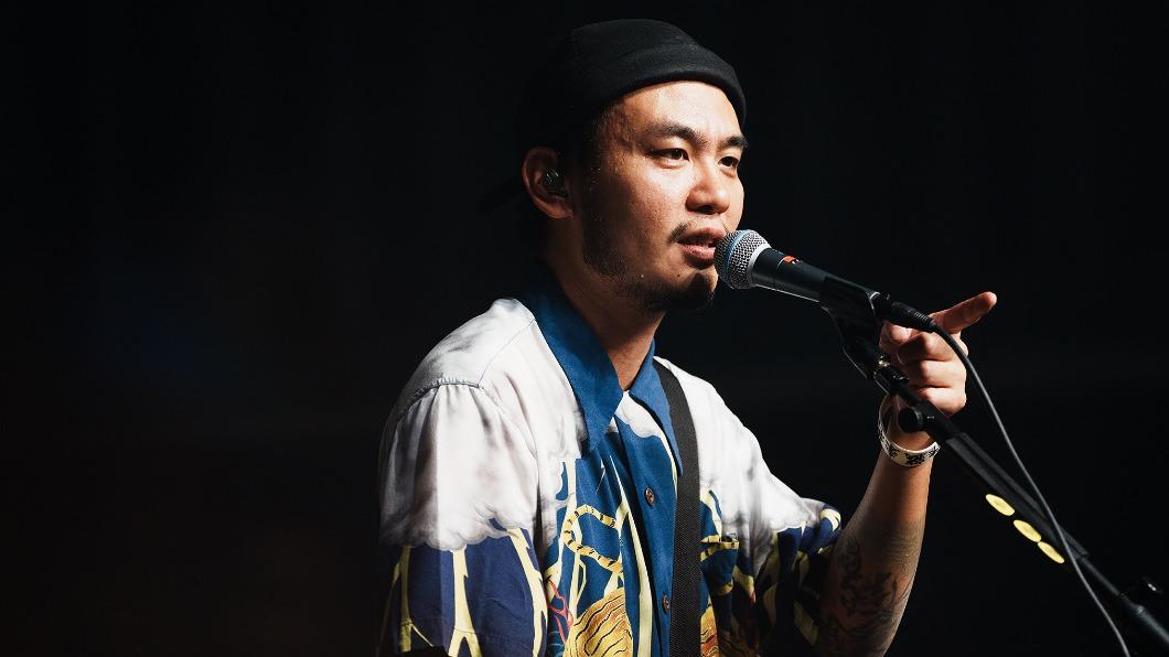 楊大正喊話「只要民主還在,台灣就會一直存在」。(圖/翻攝自滅火器臉書)