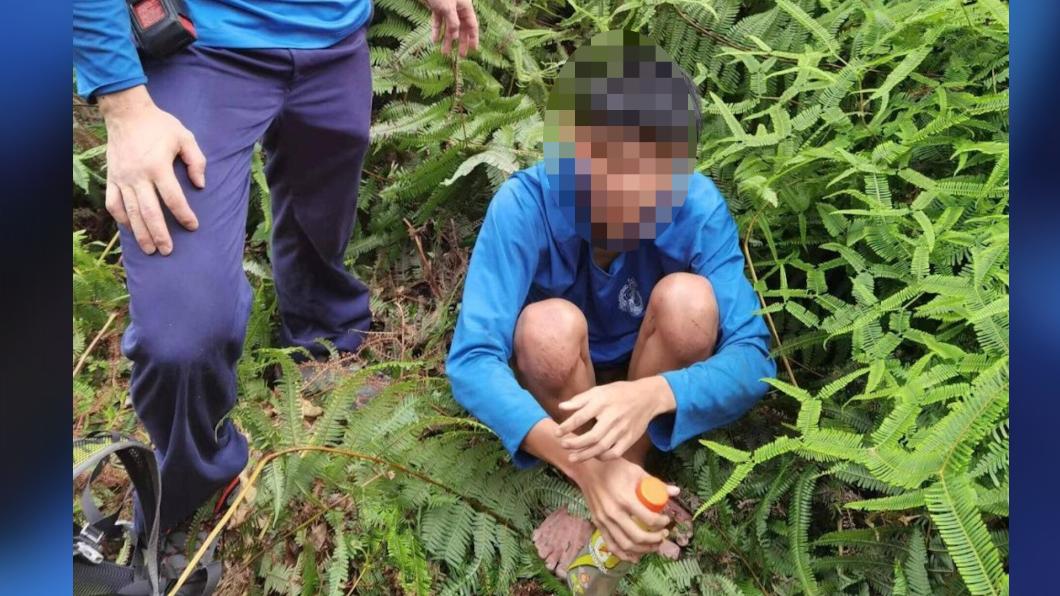 深山失蹤8天找到了！17歲港弟「吃樹葉、喝雨水」活下來