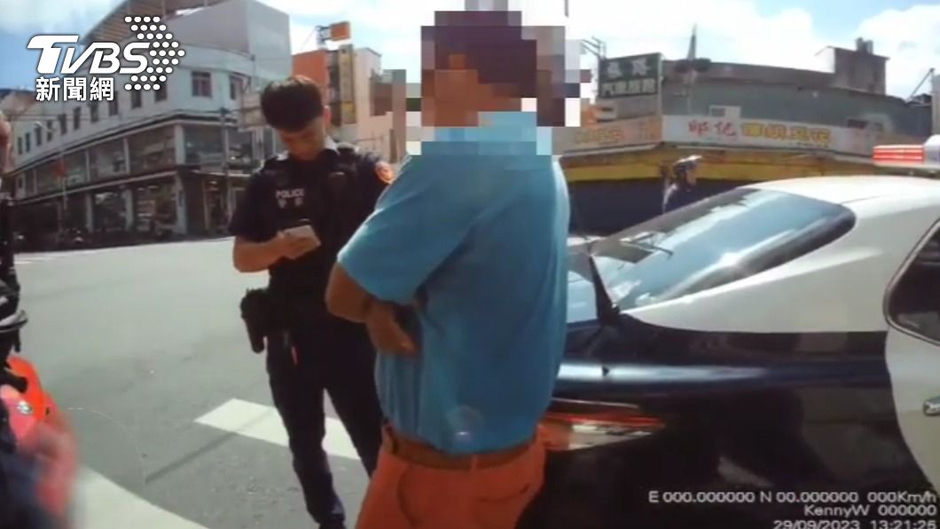 呂嫌遭警方逮捕。（圖／TVBS）