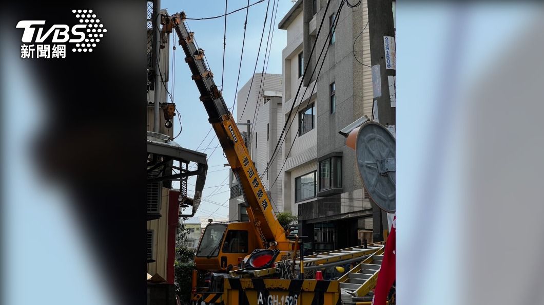 台南發生工安意外,1工人觸電身亡。(圖/TVBS)
