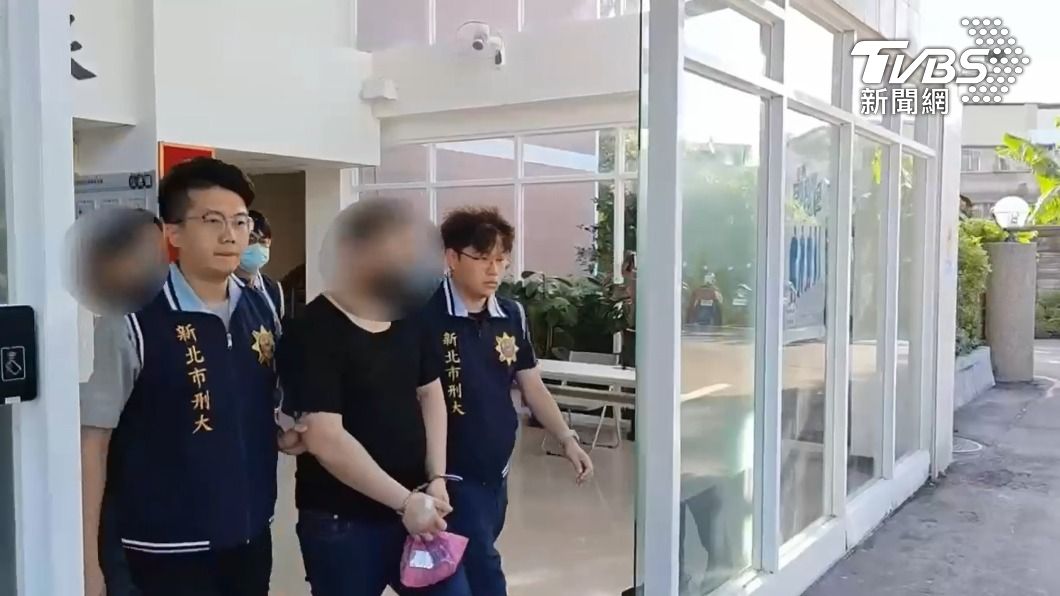 新北毒蟲年賺百萬 警搗分裝工廠查扣「黑蜘蛛」衝鋒槍