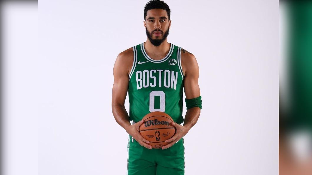 塔圖姆接受美媒快問快答，坦言最討厭76球迷。（圖／翻攝自Jayson Tatum IG）